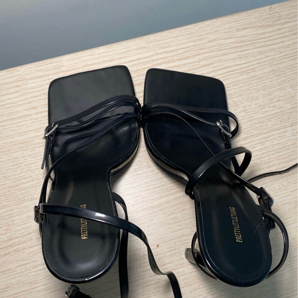 PrettyLittleThing Black Strappy Sandals